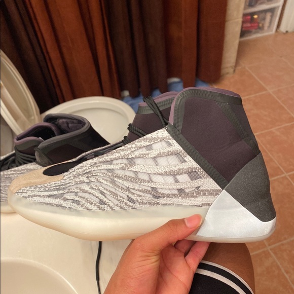 basketball yeezy shoes